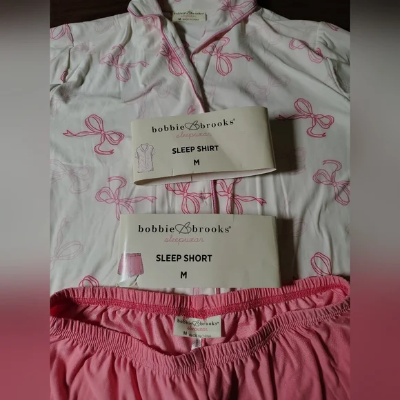 Women's Pink Bow Print Sleepwear Set - Picture 4 of 5